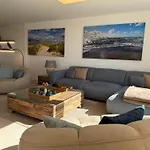 Het Strandleven 104 *